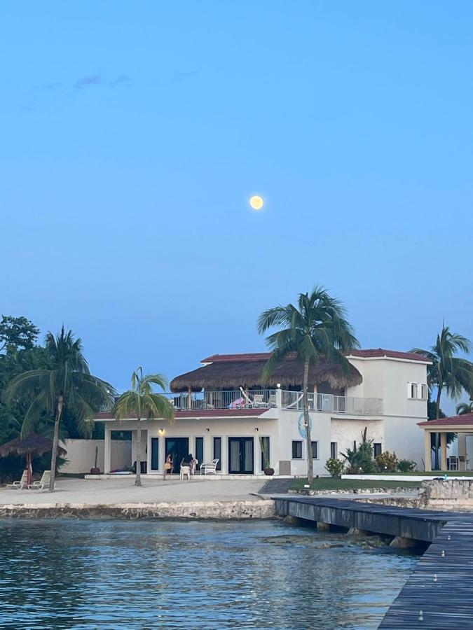 The Queen Of Cozumel Beach House -Luxury Beachfront Villa- Million Dollars View エクステリア 写真