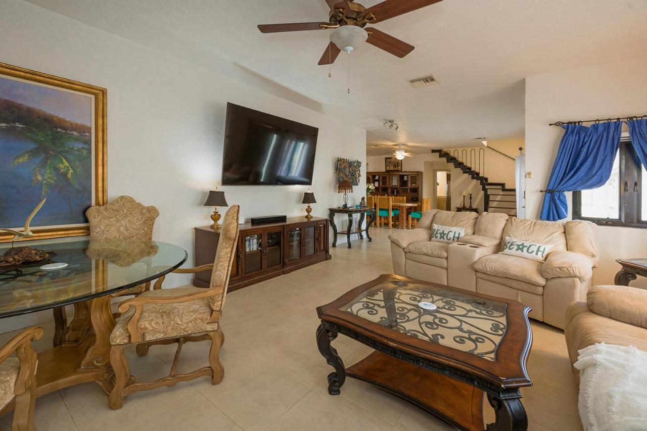 The Queen Of Cozumel Beach House -Luxury Beachfront Villa- Million Dollars View エクステリア 写真