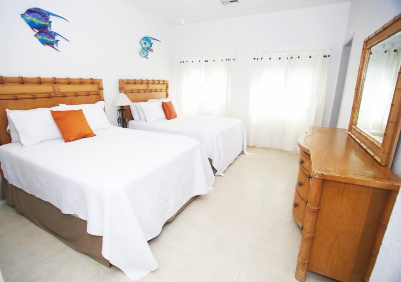 The Queen Of Cozumel Beach House -Luxury Beachfront Villa- Million Dollars View エクステリア 写真